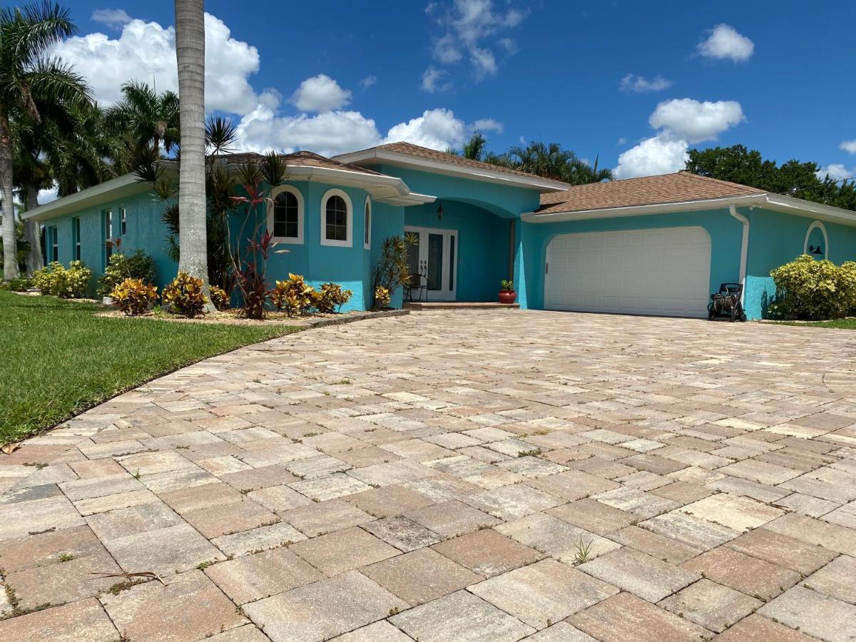 This Homestay Oasis Is The Cape'S Best Place To Stay Cape Coral Exterior photo